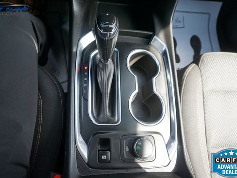 Used 2019 Chevrolet Traverse LT AWD/4WD image 40