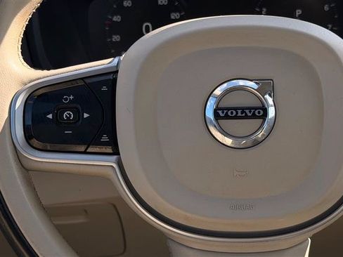 Used 2019 Volvo XC90 T6 Momentum w/ Protection Package Premier AWD/4WD image 31