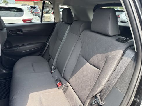 Used 2023 Toyota Corolla Cross LE w/ Moonroof Package AWD/4WD image 20