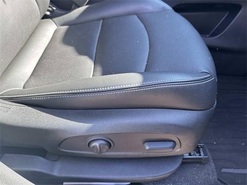 Used 2022 GMC Terrain SLT w/ Elevation Edition image 14