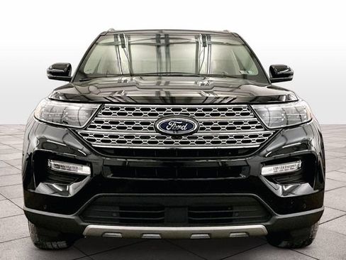 Used 2024 Ford Explorer Limited w/ Equipment Group 301A AWD/4WD image 3