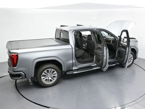 Used 2024 GMC Sierra 1500 Denali w/ Technology Package AWD/4WD image 45