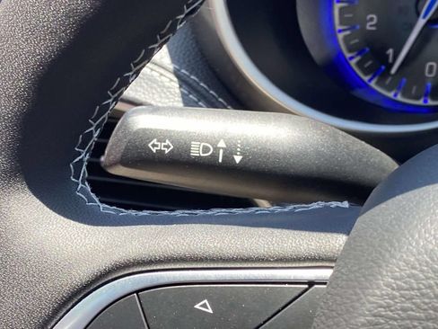 New 2026 Chrysler Pacifica Select AWD/4WD image 29