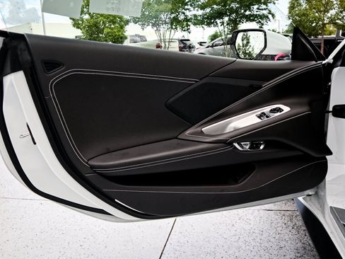 Used 2026 Chevrolet Corvette Stingray Coupe w/ 1LT RWD image 14