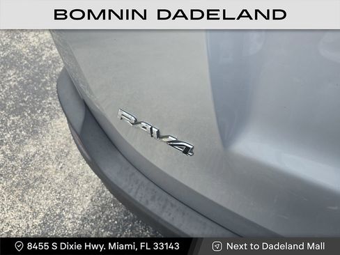 Used 2013 Toyota RAV4 XLE image 7