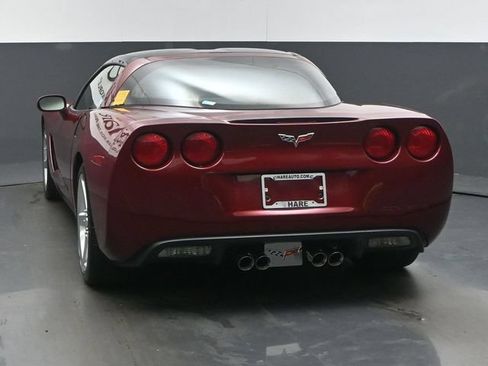 Used 2007 Chevrolet Corvette Coupe w/ Preferred Equipment Group RWD image 40