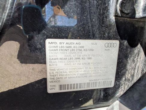 Used 2021 Audi Q5 2.0T Premium Plus AWD/4WD image 24