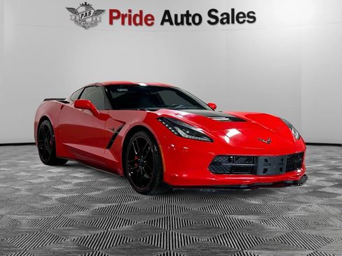 Used 2019 Chevrolet Corvette Stingray Coupe w/ 3LT Preferred Equipment Group image 3