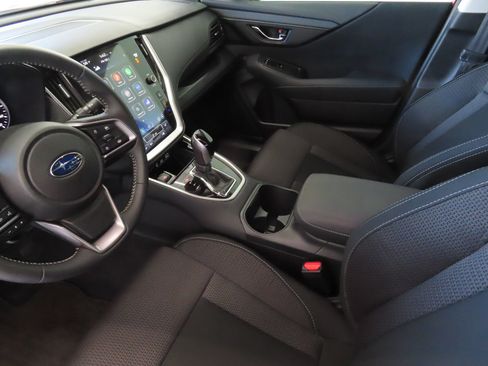 Used 2025 Subaru Outback Premium AWD/4WD image 20