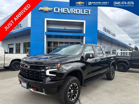 Used 2022 Chevrolet Silverado 1500 ZR2 w/ Technology Package AWD/4WD image 1
