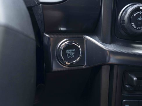 Used 2025 Ford F150 Lariat AWD/4WD image 24