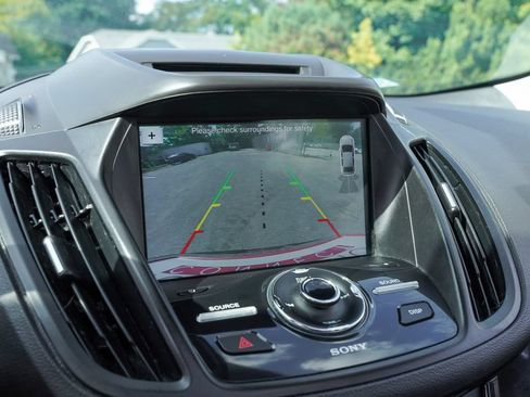 Used 2017 Ford Escape Titanium AWD/4WD image 20
