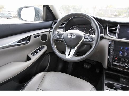 Used 2023 INFINITI QX50 Luxe image 8