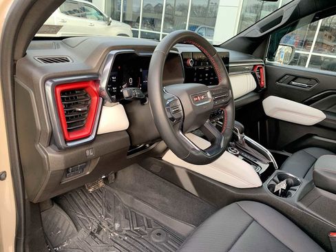 Certified 2024 GMC Canyon AT4X image 10