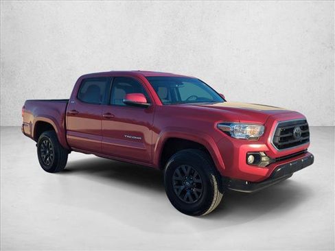 Used 2022 Toyota Tacoma SR5 RWD image 2