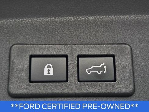 Used 2022 Subaru Ascent Limited w/ Technology Package AWD/4WD image 10