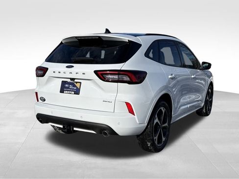 Certified 2023 Ford Escape ST-Line Select w/ Tech Pack #2 image 6