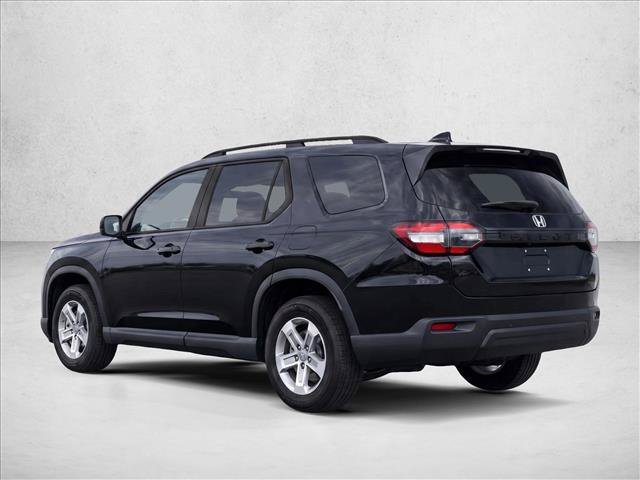 Used 2023 Honda Pilot LX image 5