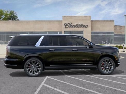 New 2026 Cadillac Escalade ESV Luxury w/ LPO, Radiant Package AWD/4WD image 5