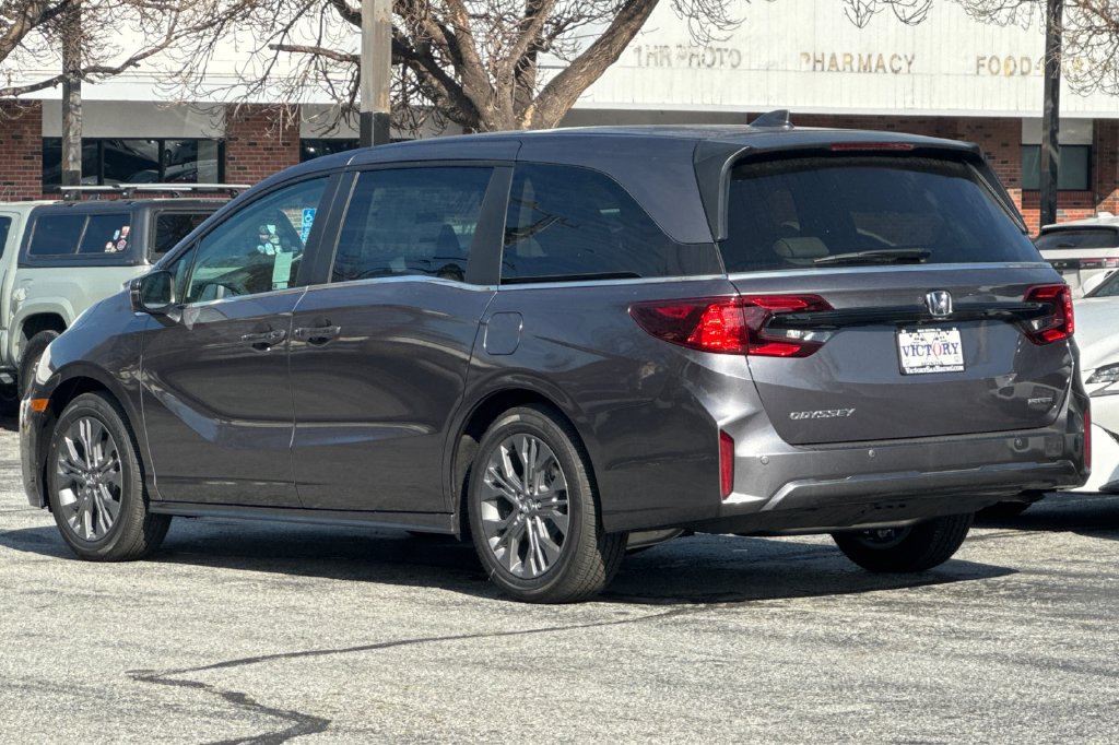 New 2026 Honda Odyssey Touring image 6