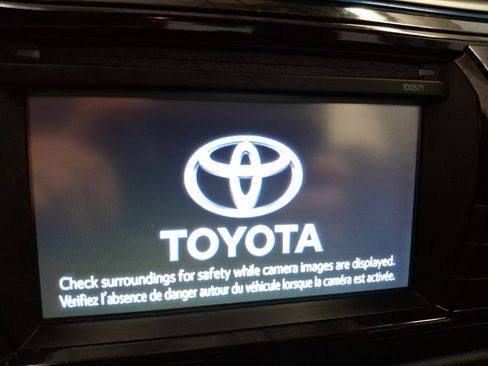 Used 2016 Toyota Corolla S image 21