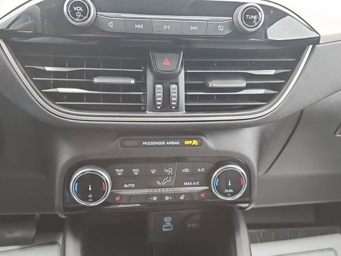 Used 2022 Ford Escape SE w/ Convenience Package image 17