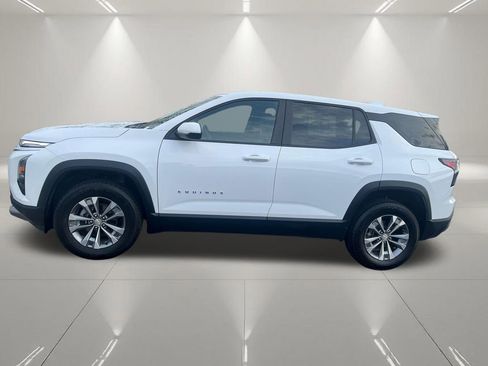 Certified 2025 Chevrolet Equinox LT image 3