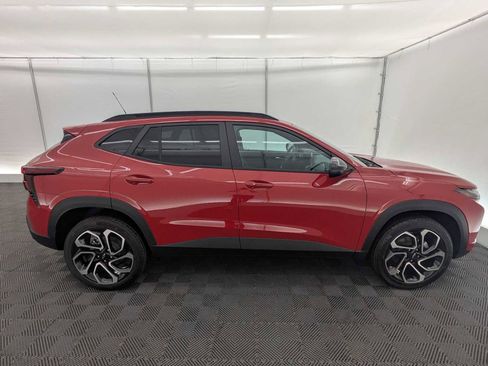 New 2026 Chevrolet Trax RS FWD image 7