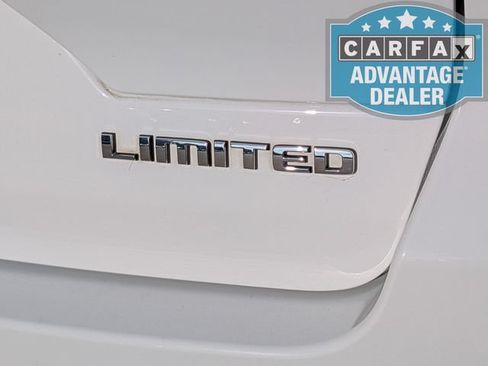 Used 2023 Jeep Grand Cherokee Limited w/ Luxury Tech Group II RWD image 35