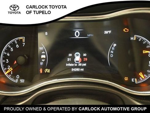 Used 2018 Jeep Grand Cherokee Limited image 16