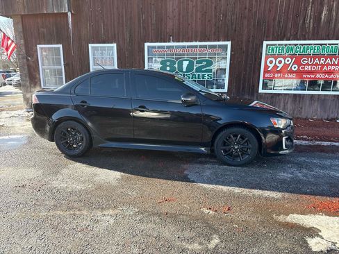 Used 2017 Mitsubishi Lancer LE image 12