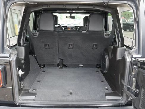 Used 2021 Jeep Wrangler Unlimited Sport AWD/4WD image 10