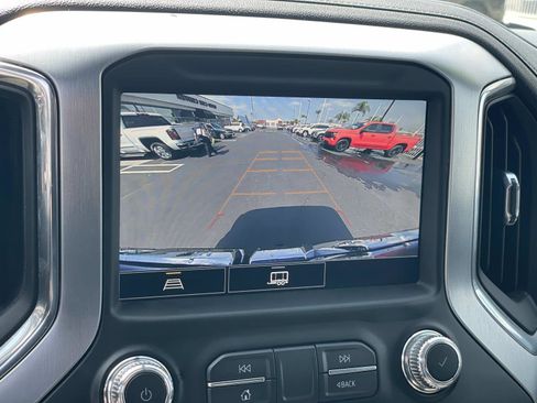 Used 2021 GMC Sierra 1500 Elevation w/ Preferred Package AWD/4WD image 16