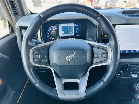 Used 2021 Ford Bronco Badlands image 17