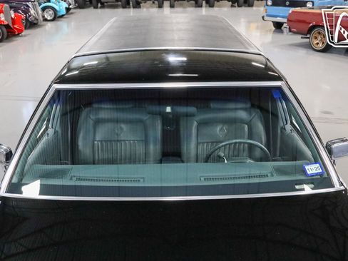 Used 1992 Cadillac Brougham image 9