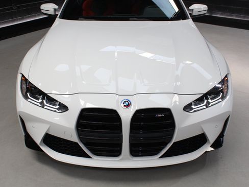 Used 2023 BMW M4 Coupe RWD image 11
