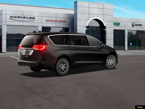 New 2027 Chrysler Pacifica LX FWD image 8