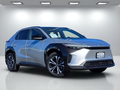 Used 2024 Toyota bZ4X XLE w/ Weather Package