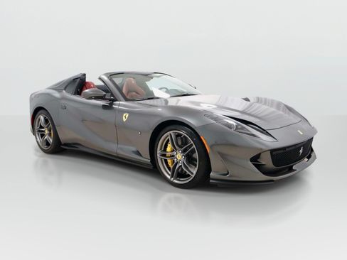 Certified 2018 Ferrari 488 Spider RWD image 48