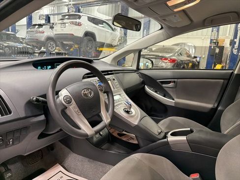 Used 2015 Toyota Prius Four image 14