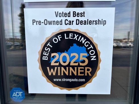 Used 2023 Hyundai Venue SEL image 20