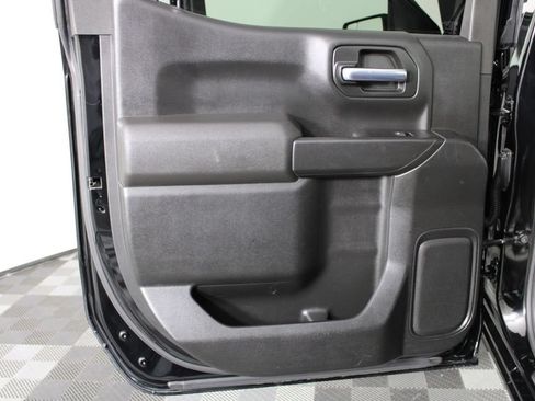 Used 2021 GMC Sierra 1500 4x4 Crew Cab w/ Sierra Value Package image 27