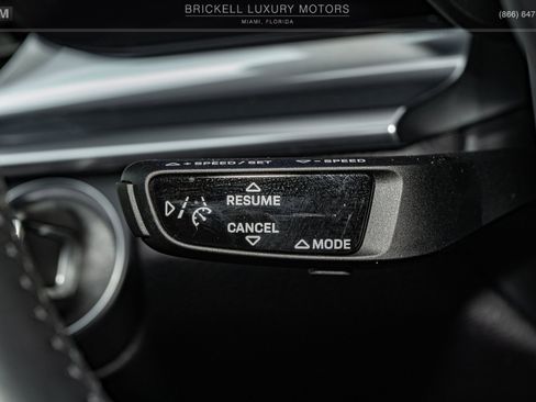 Used 2022 Porsche Panamera 4S image 31