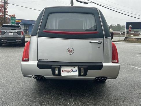 Used 2010 Cadillac DTS Funeral Coach image 7