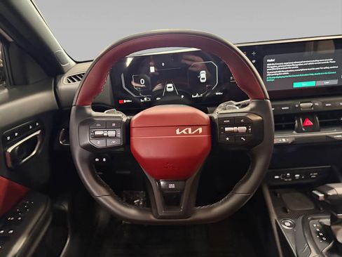 Used 2025 Kia K4 GT-Line w/ GT-Line Premium Package image 12