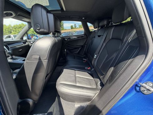 Used 2018 Porsche Macan S AWD/4WD image 23