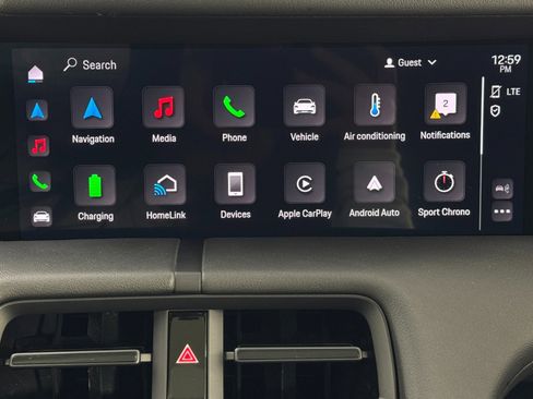 Used 2023 Porsche Taycan 4S w/ Performance Package image 28