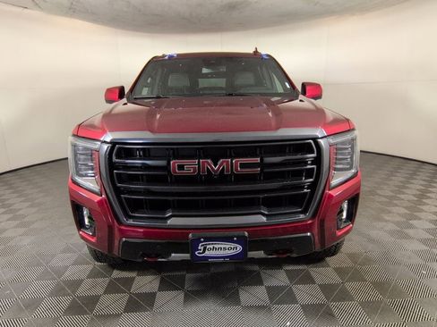 Used 2024 GMC Yukon XL AT4 w/ Technology Package AWD/4WD image 2