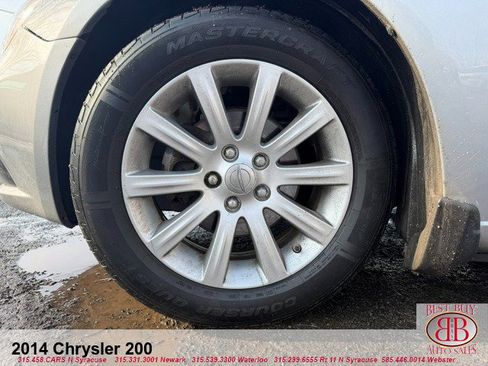 Used 2014 Chrysler 200 Touring image 9