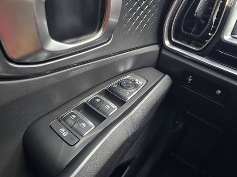 New 2026 Kia Sorento LX FWD image 12